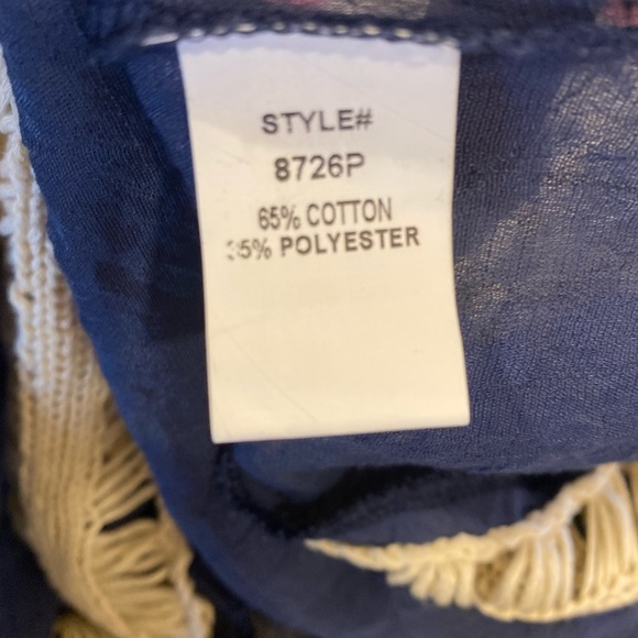 Vivid Importers of NY Woman Sz.S Navy, Light cotton gauze, ivory crochet accents - Picture 7 of 8